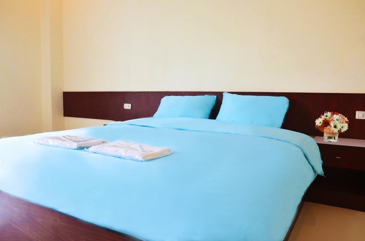 Volinta Park Apartment Rayong Exterior photo