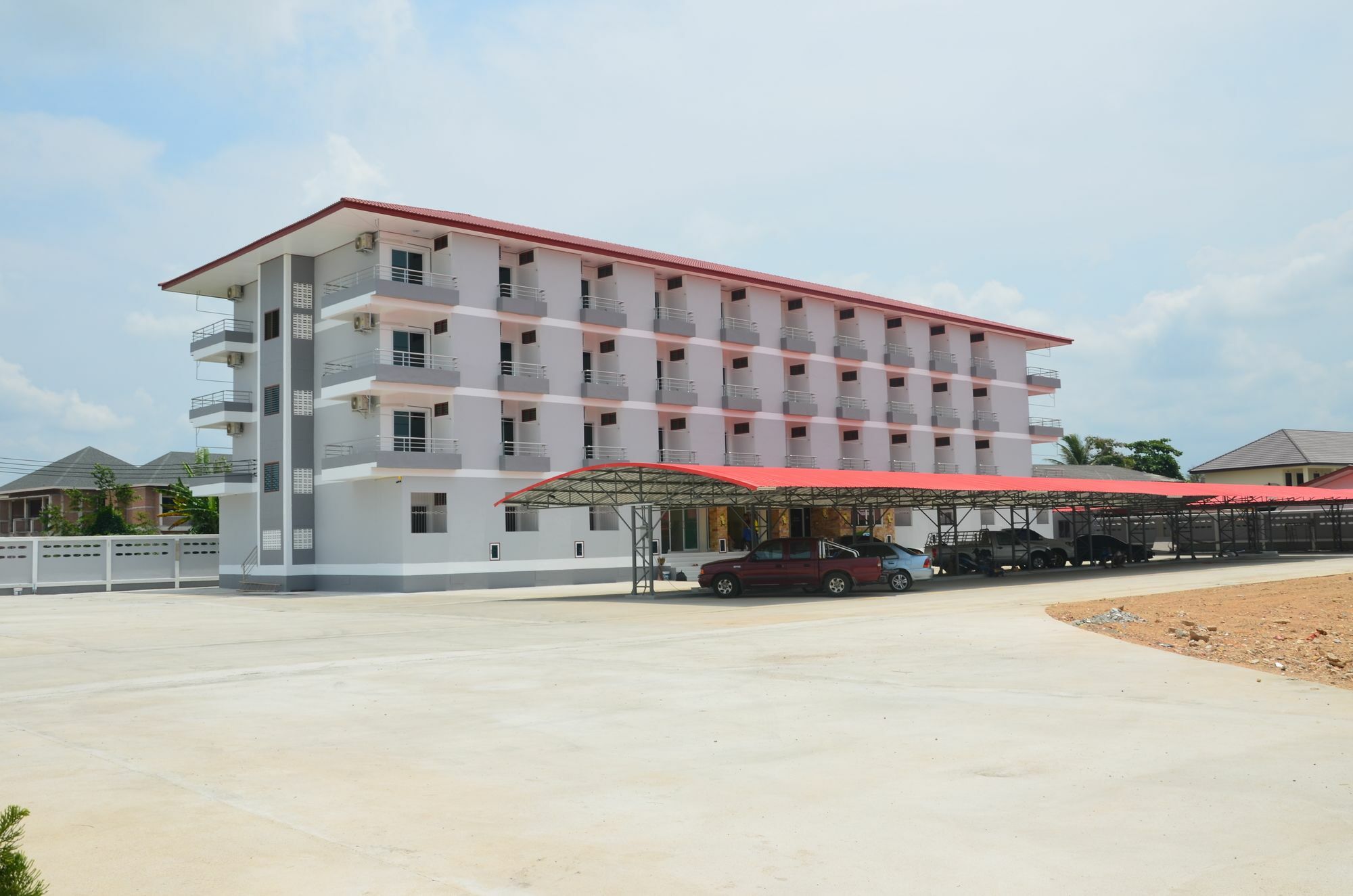 Volinta Park Apartment Rayong Exterior photo